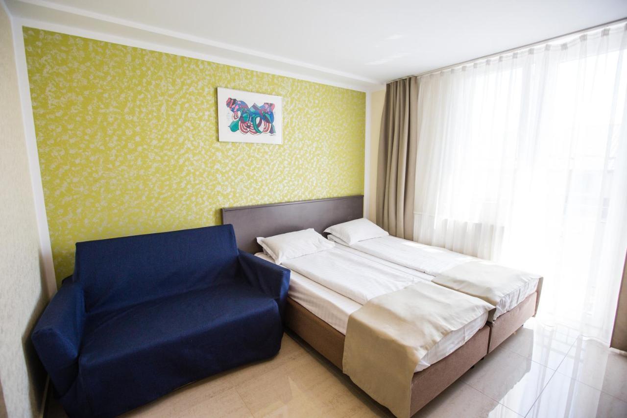 Hotel Seneca Baia Mare Exterior photo