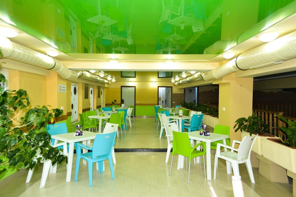 Hotel Seneca Baia Mare Exterior photo